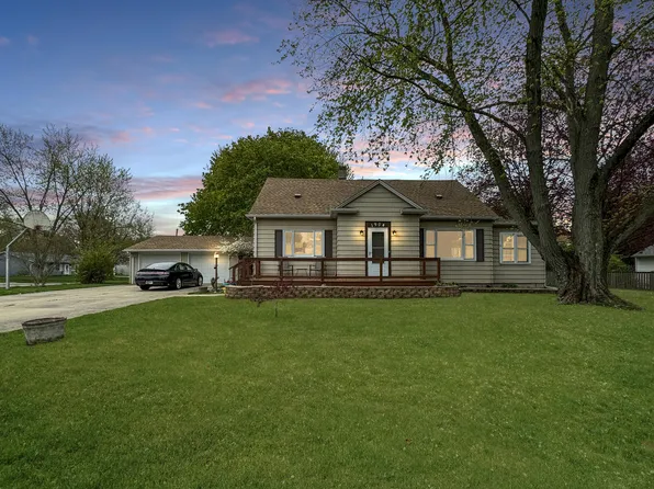 1904 Eisenhower Ave, Valparaiso, IN 46383