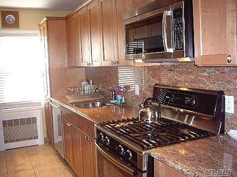 5th image of 11 Park Pl APT 1A