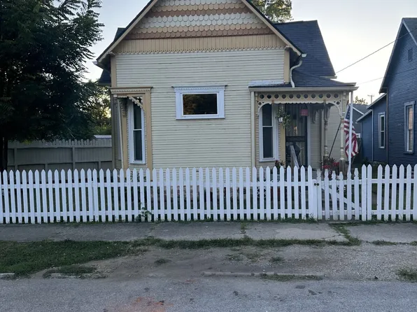 417 S Elliott St, Muncie, IN 47305