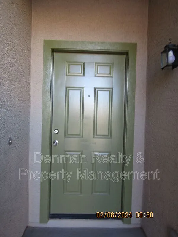 4 bed, 2.0 bath, 1797 sqft, $1,750 — Photo 2
