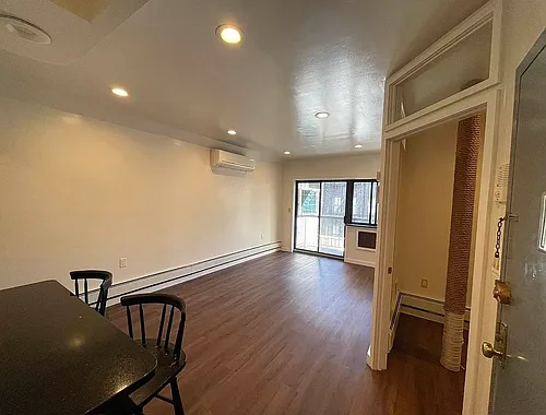 102 Madison St #5B Photo 1