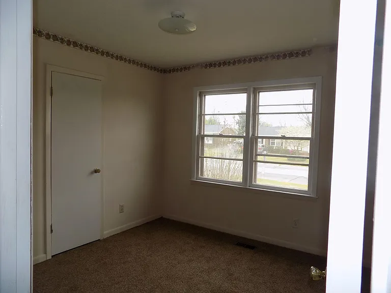 6510 Cissna Dr — Photo 10