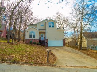3218 N Kings Cross, Fayetteville, AR 72703