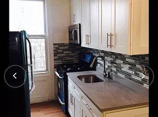 3727 11th St FLOOR 2, Long Island City, NY 11101