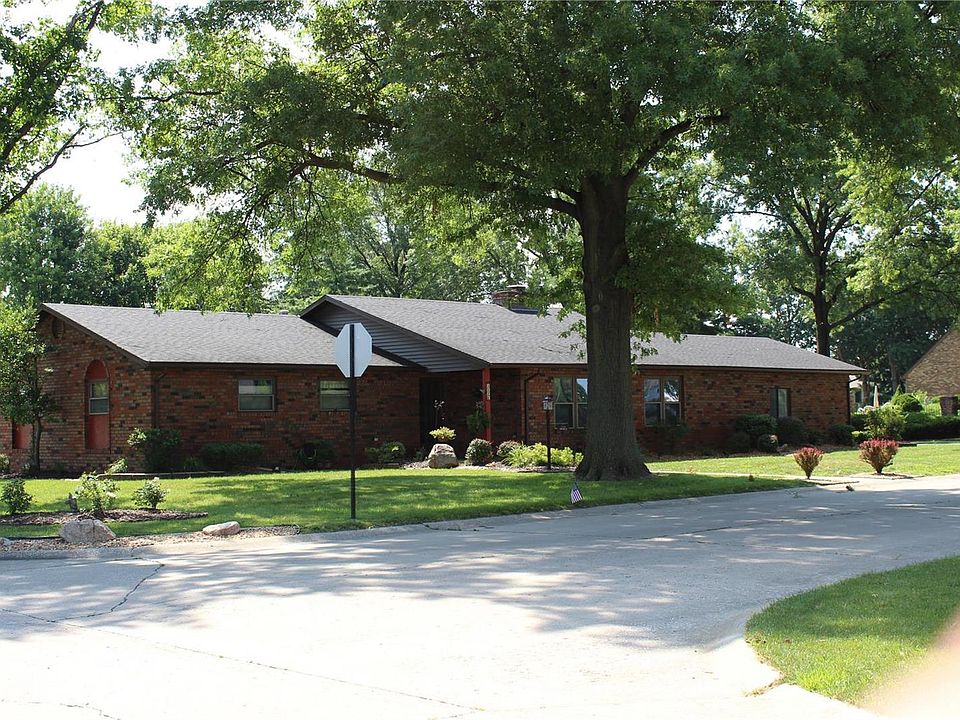 1st image of 3126 Parkview Dr