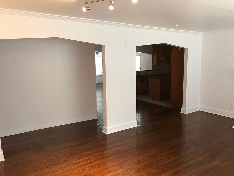 1st image of 6313 Whittier Dr