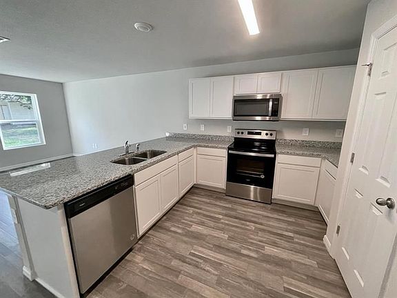 5th image of 7409 Belleair Ave