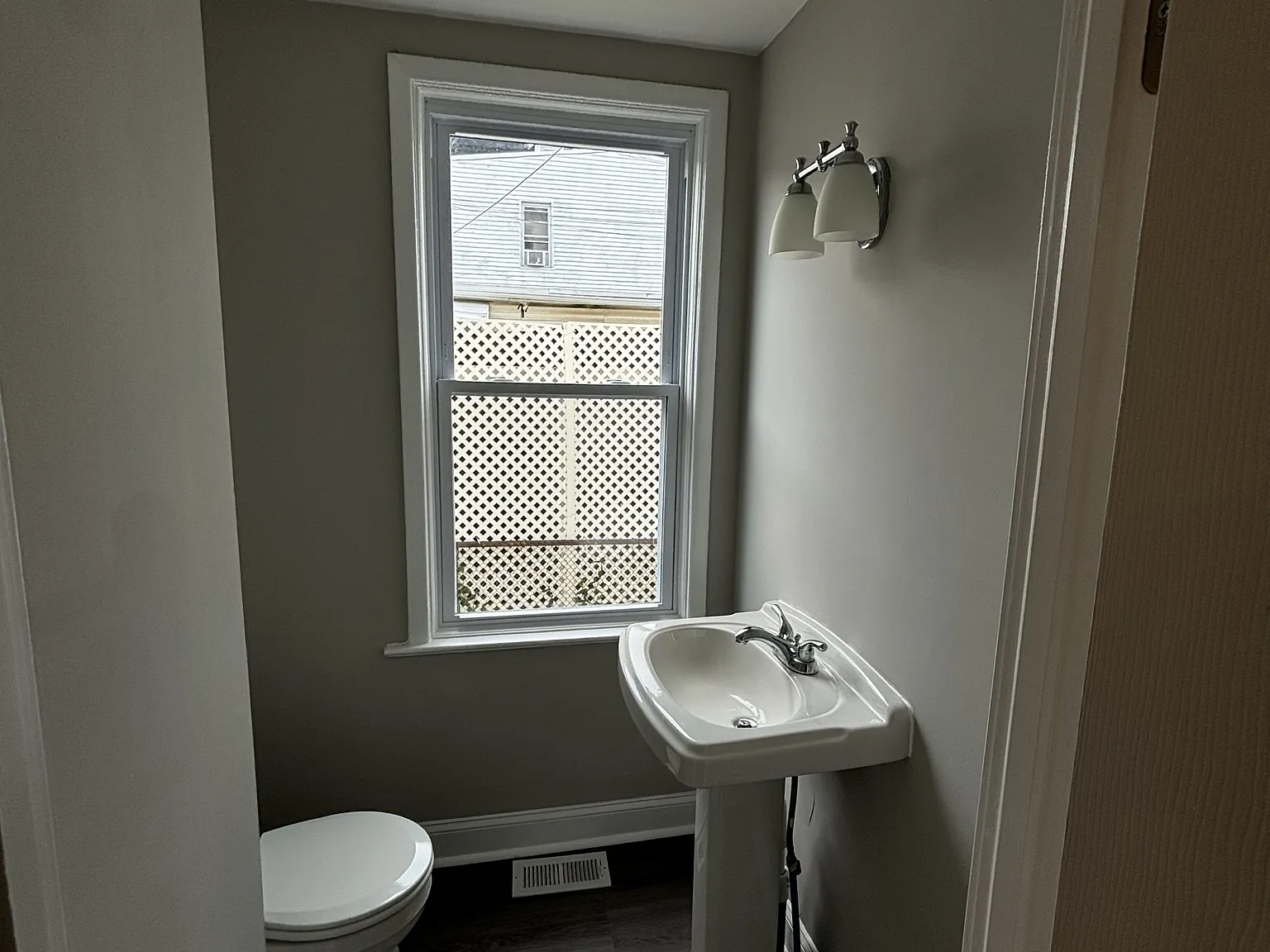 426 Middlesex Street - 1 — Photo 2