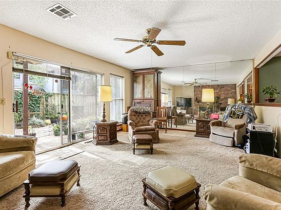 4th image of 29 Heritage Ln #29