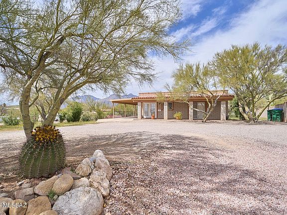 4th image of 3705 N Gunnison Dr