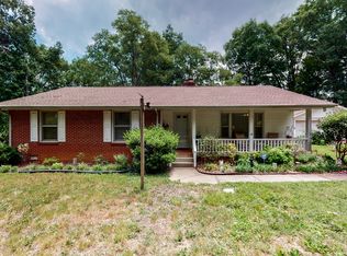 396 Stones River Rd, La Vergne, TN 37086