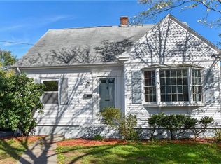 96 Cathedral Ave, Providence, RI 02908