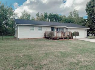 4917 S Wilbur Wright Rd, Straughn, IN 47387