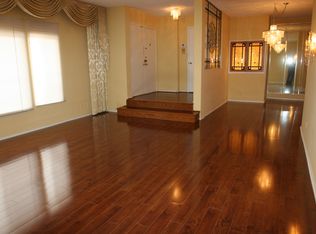 329 S Doheny Dr APT 1, Beverly Hills, CA 90211