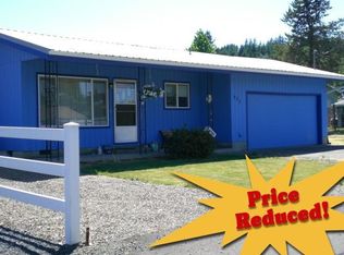 925 Catalpa St, Sweet Home, OR 97386