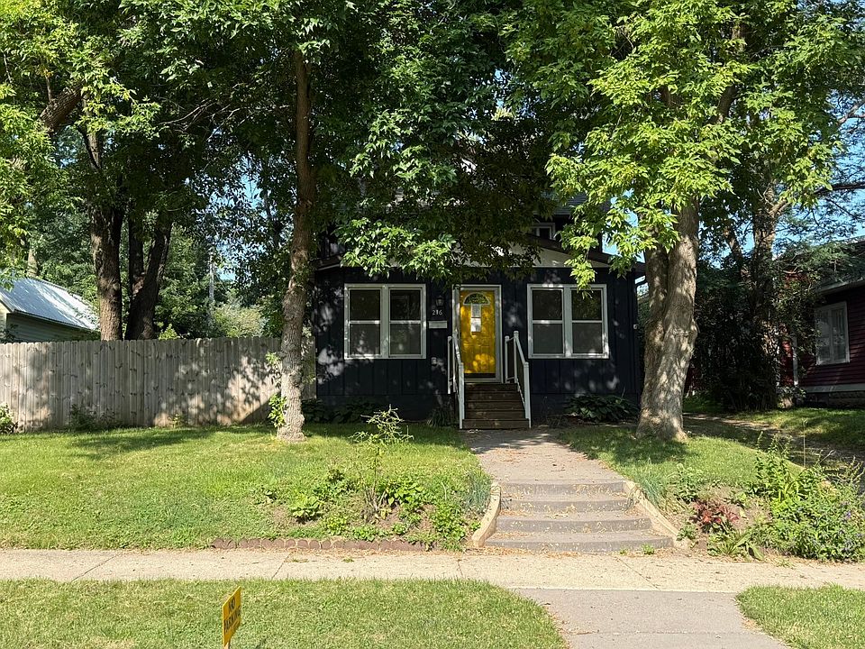 1st image of 216 Highland Ave