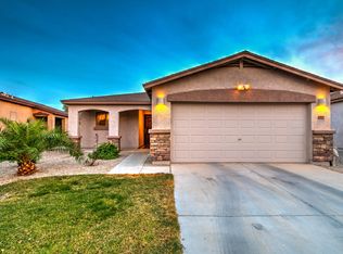 1805 E Silversmith Trl, San Tan Valley, AZ 85143