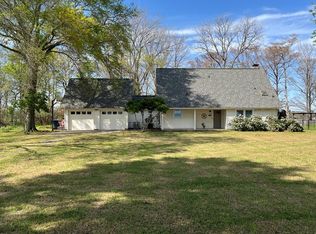 417 Stuart Island Rd, Lake Village, AR 71653