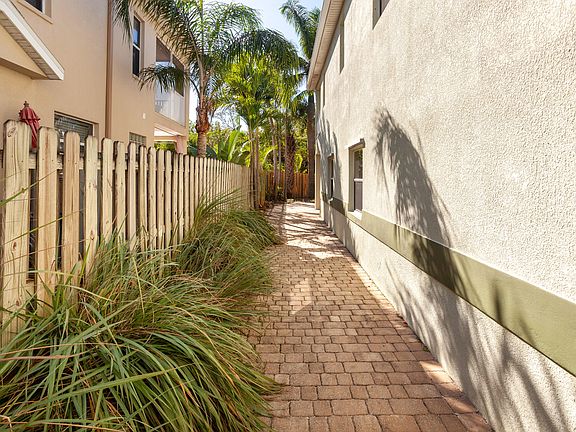 2nd image of 131 Ocean Garden Ln