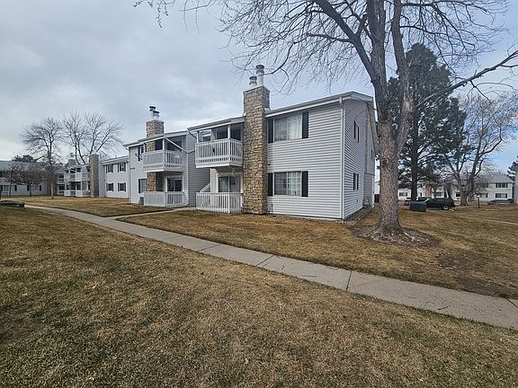 3rd image of 14454 E Colorado Dr Unit 103