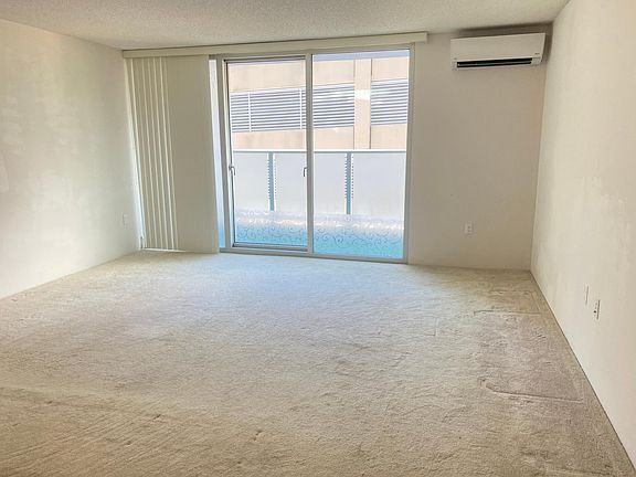 3rd image of 801 South St #Pkg-923