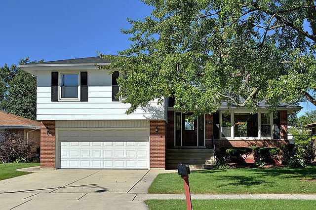 1st image of 9308 Moody Ave