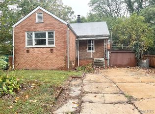 2721 Old Hanley Rd, Saint Louis, MO 63114
