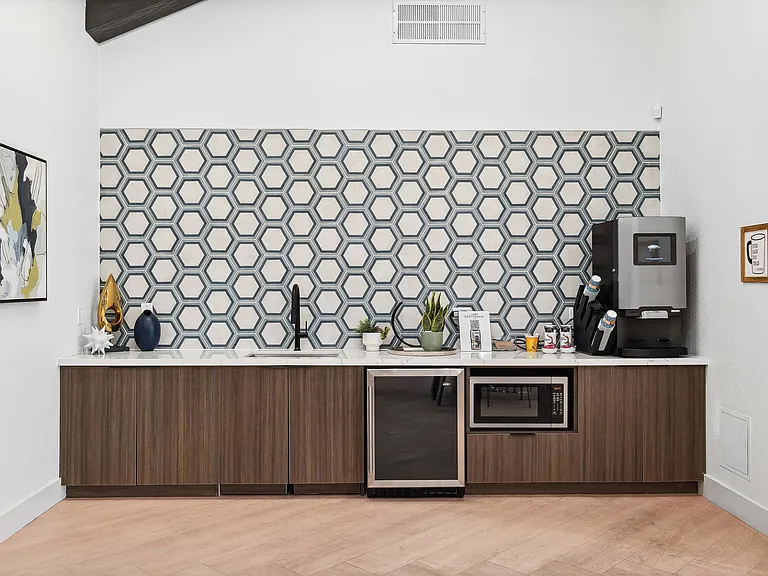 Jade Scottsdale — Photo 25