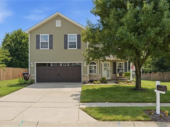 2931 W Barnhill Pl, Xenia, OH 45385