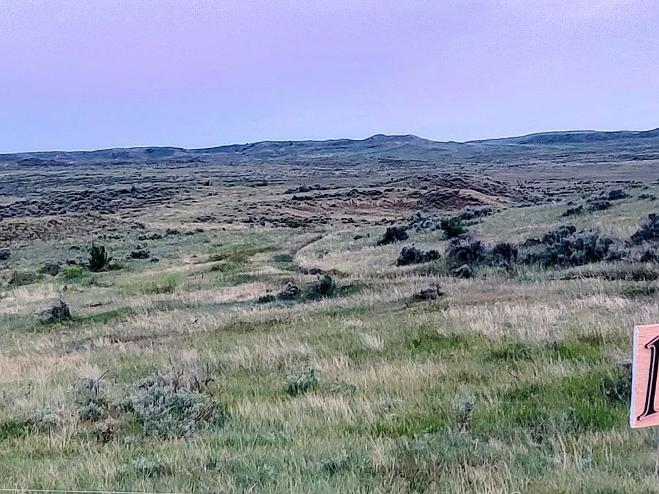 2nd image of 128 Log Creek Rd
