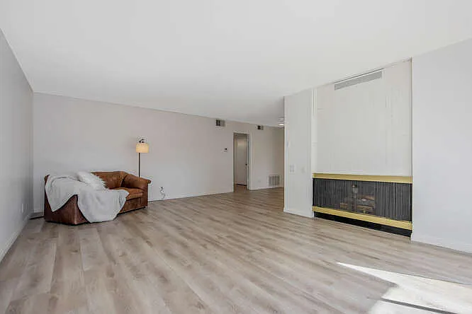 31555 Lindero Canyon Rd #2 — Photo 3