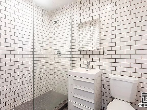 5th image of 47 Market St #3E