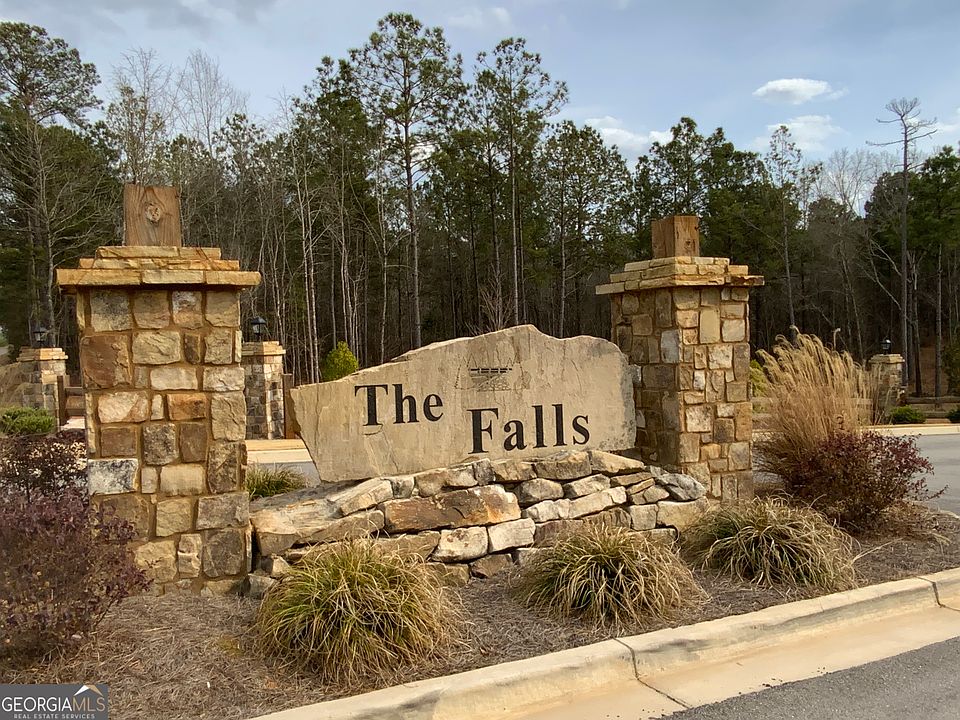 1st image of 145 Falls Ln