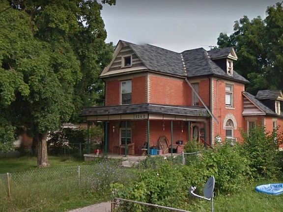 3rd image of 3262 E 5th Ave
