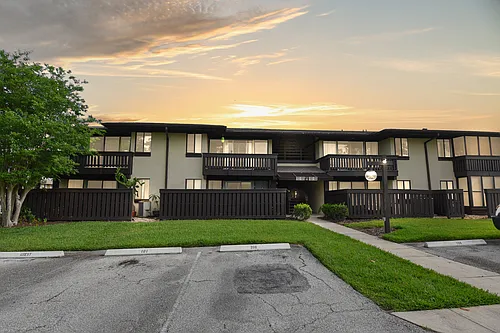 40 Club House Dr #207 Photo 1
