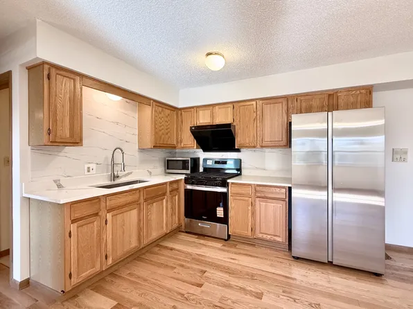 222 W 26th St APT 205, Chicago, IL 60616