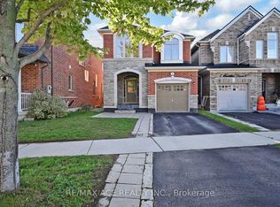 5 Beverton Cres, Ajax, ON L1T 0L8