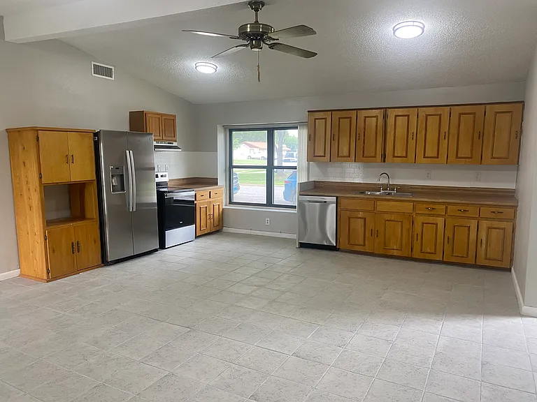 4501 Hughes Dr — Photo 33