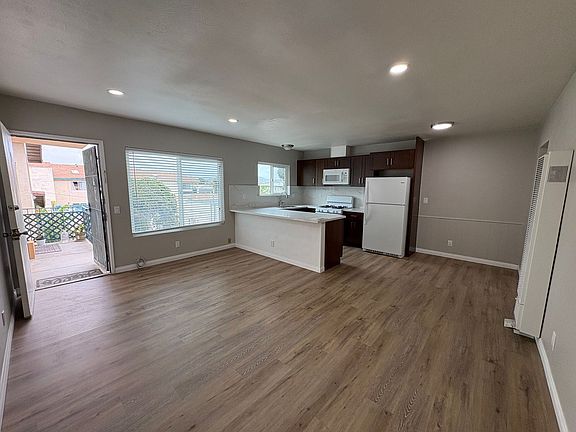 2nd image of 4216 Euclid Ave APT 7