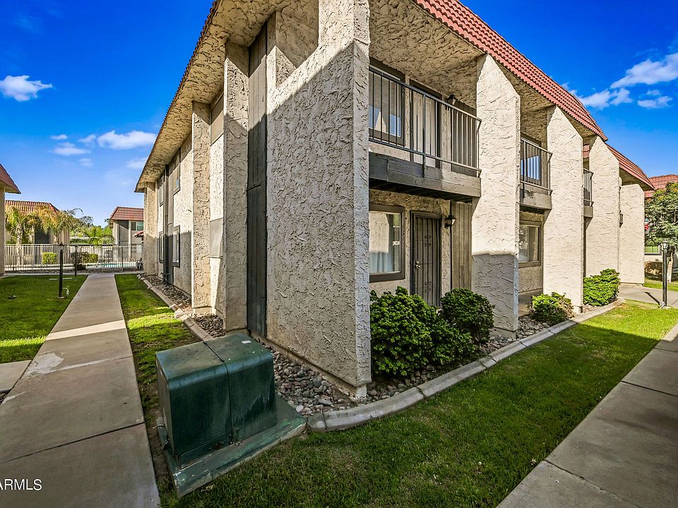 1st image of 700 W University Dr Unit 201