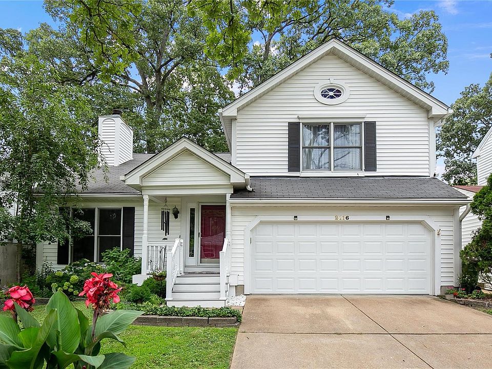This lovely home is situated in the quiet Crystal Lake Park subdivision. The front features a brand new garage door and a newer front porch (2015).