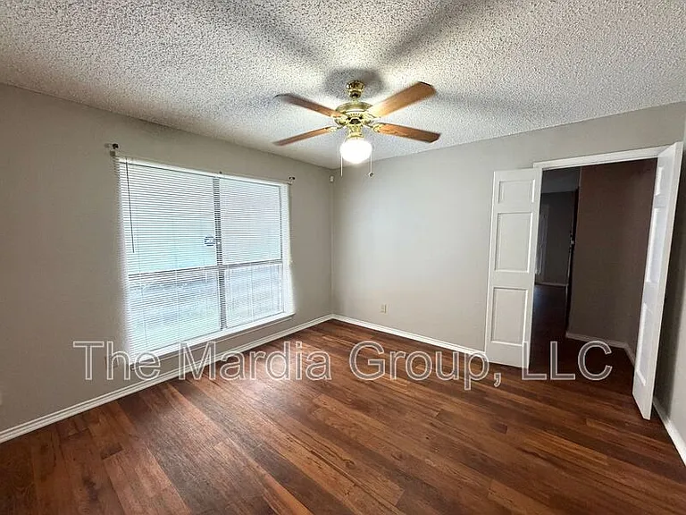 13222 Fall Manor Dr — Photo 6