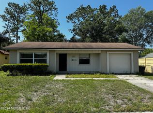 8358 Geoffrey Ct, Jacksonville, FL 32244