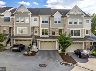6 New Countryside Dr, West Chester, PA 19382