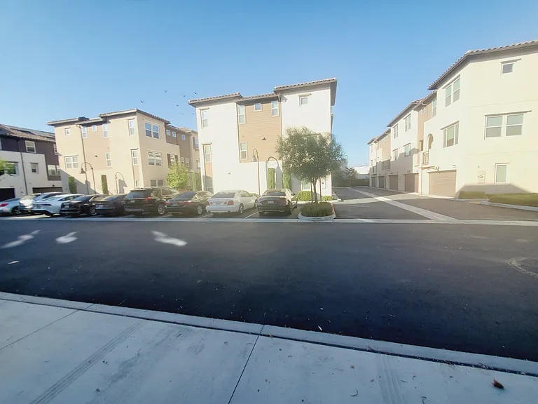 10816 Horizons Dr — Photo 3