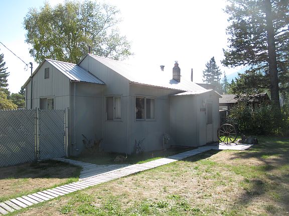3rd image of 458 1st Ave N