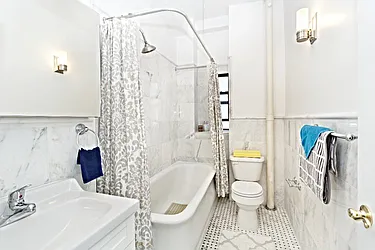 Rented by Traci Kuther, LREB