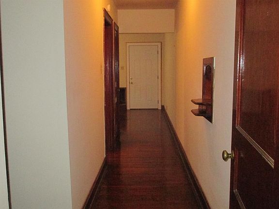 2nd image of 1473 Golf Club Ln