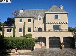 5712 Country Club Dr, Oakland, CA