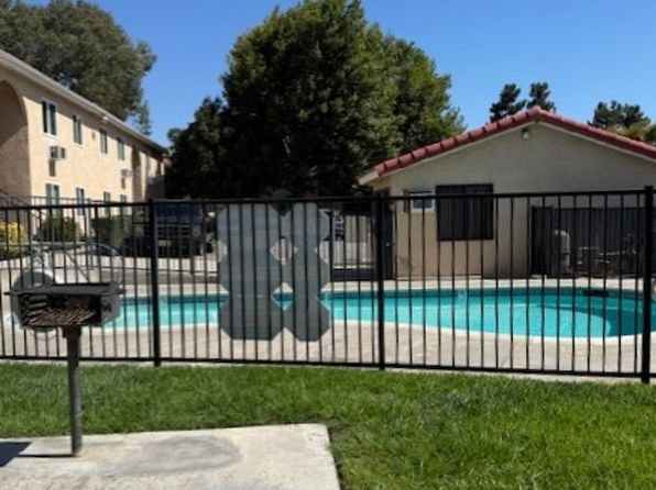 Merrill Apartments, 224 W Merrill Ave #A9, Rialto, CA